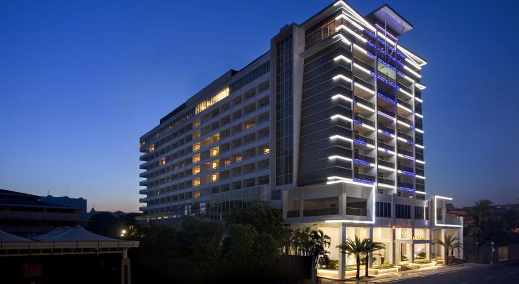 Midas Hotel And Casino Pasay Exterior photo